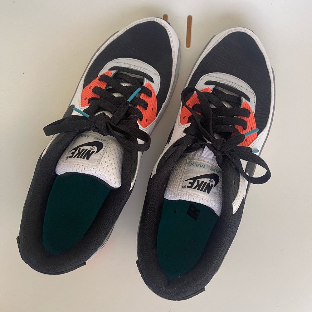 Men’s Nikes shoes size 10 - Picture 7 of 8